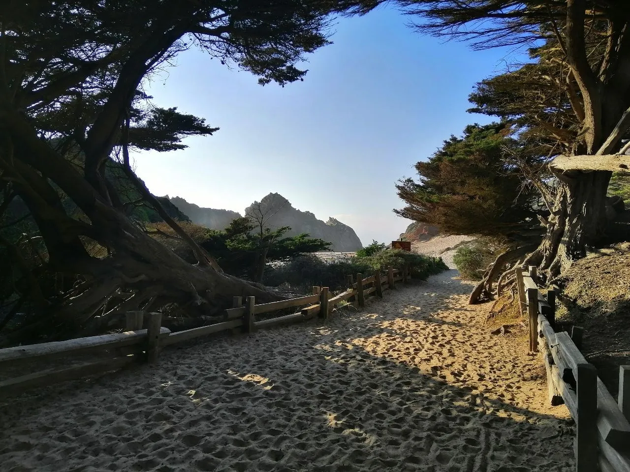 Pfeiffer Beach - Von Trail, United States