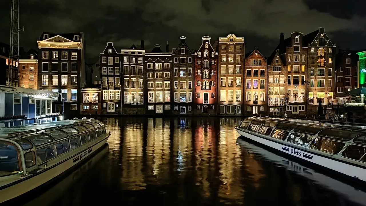 Häuserfronten in Amsterdam - Från Amsterdam City, Netherlands