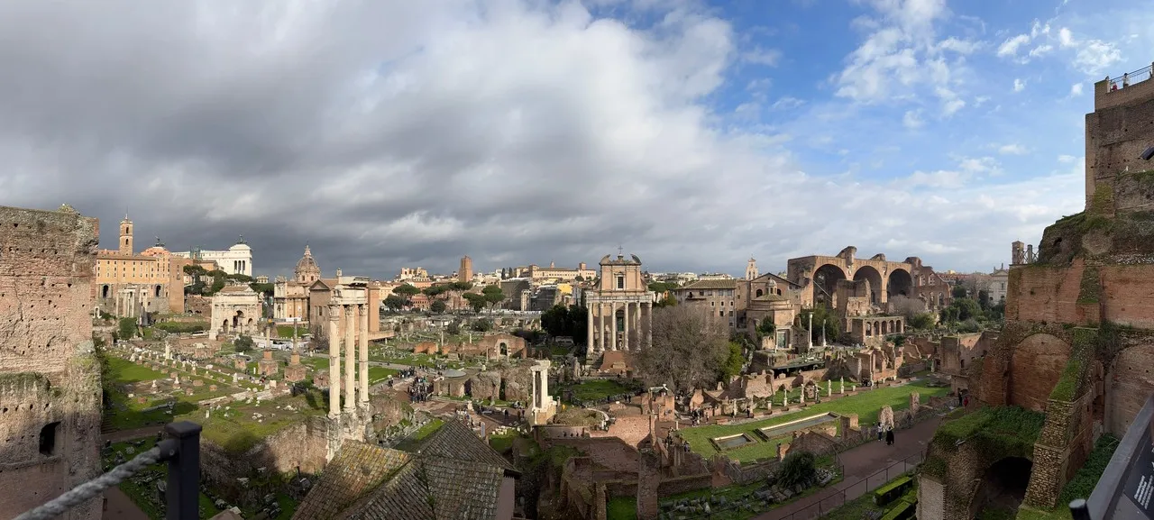 Parco archeologico del Colosseo - Desde Domitian's Imperial Ramp, Italy