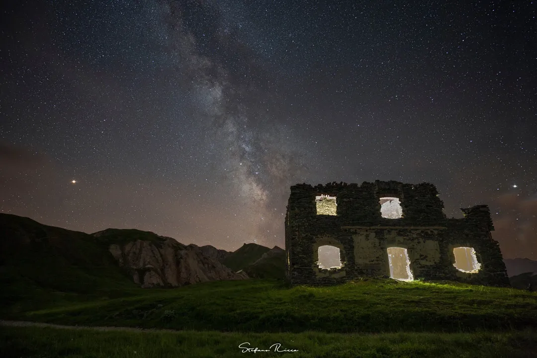 Canosio's ruins - จาก Road, Italy