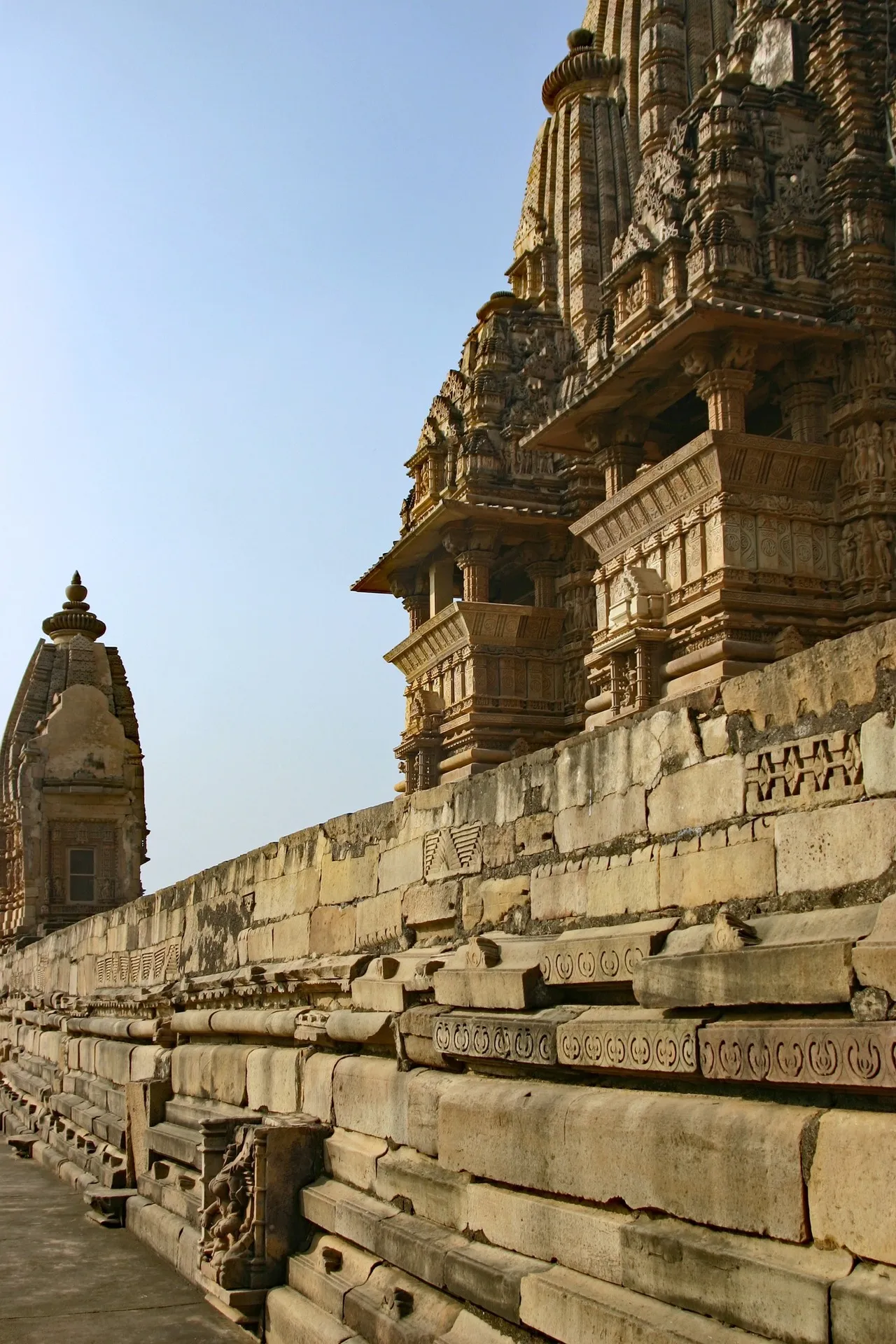 कंदारिया महादेव मंदिर / Kandariya Mahadeva Temple - India
