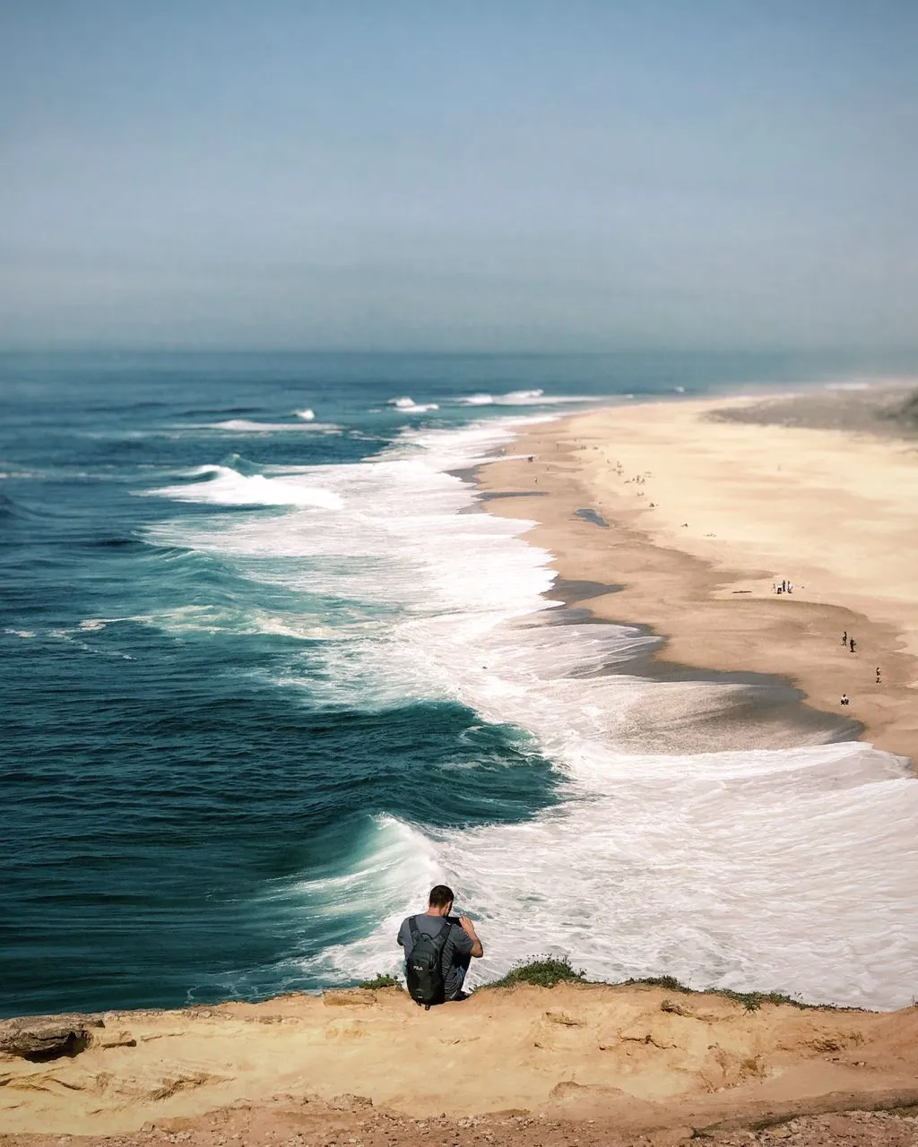 Praia do Norte - De Farol da Nazaré, Portugal