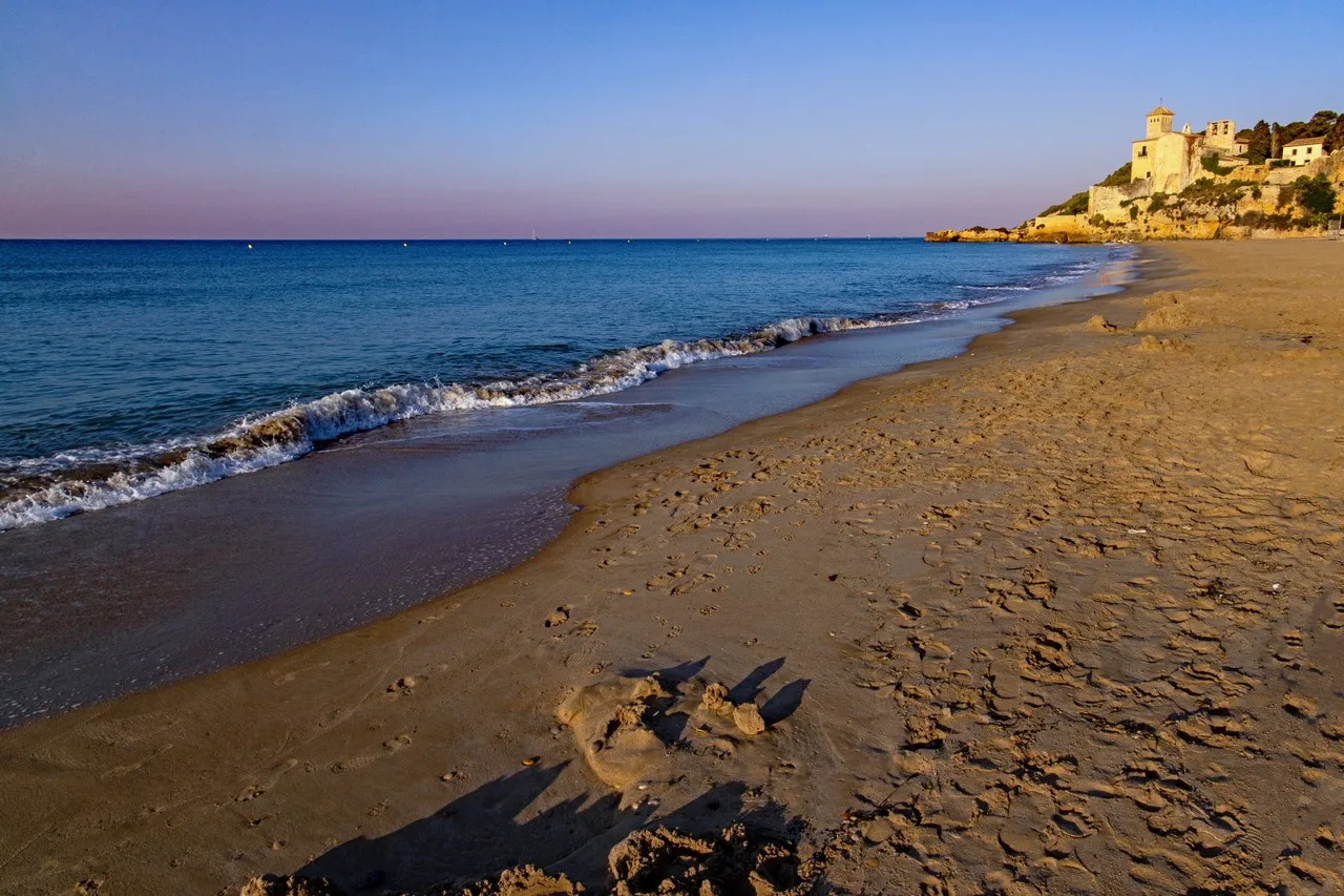 Castell de Tamarit - Da Platja Altafulla, Spain