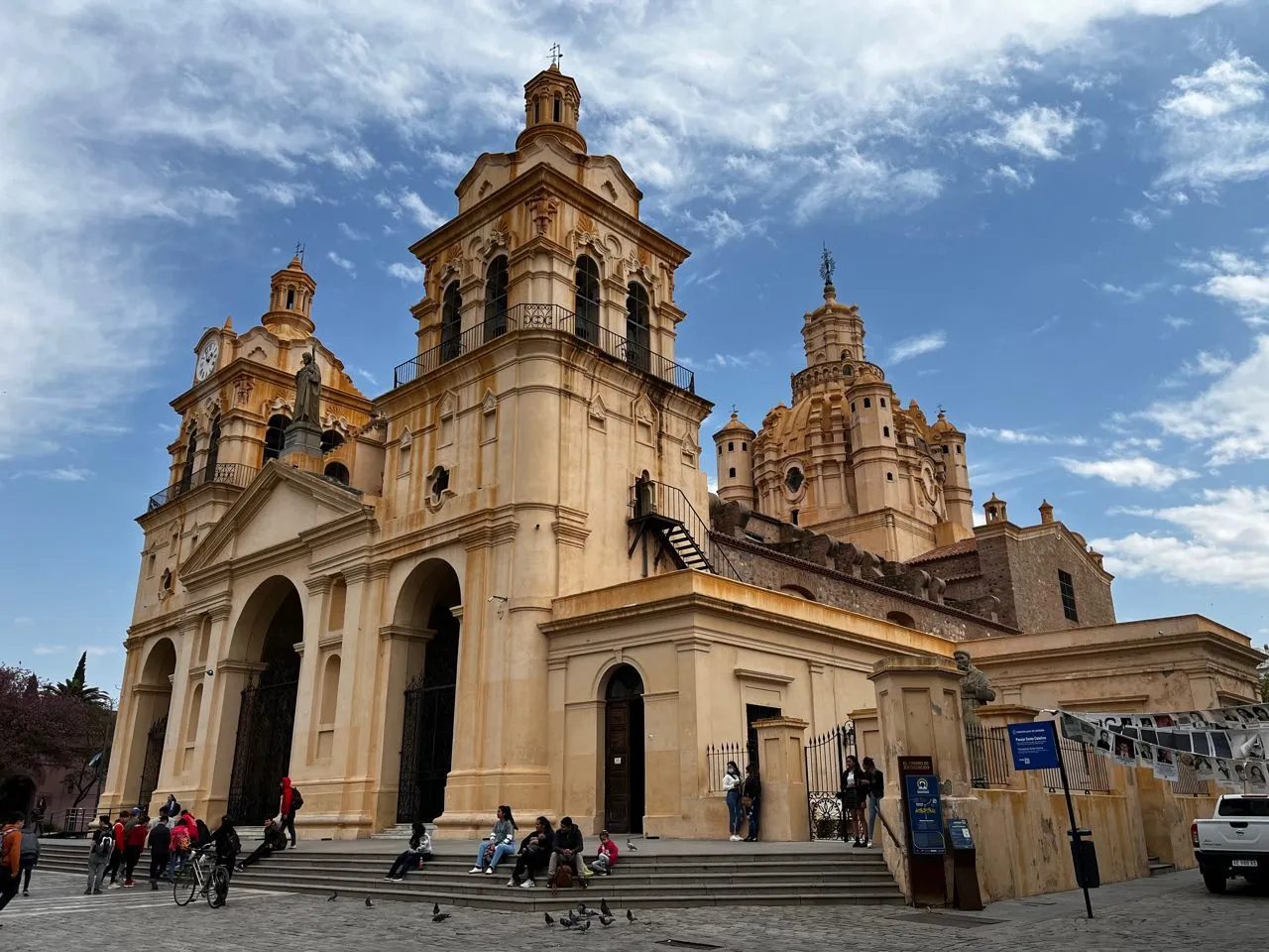 Catedral de Córdoba - Nuestra Señora de la Asunción - From Monumento al General San Martín, Argentina