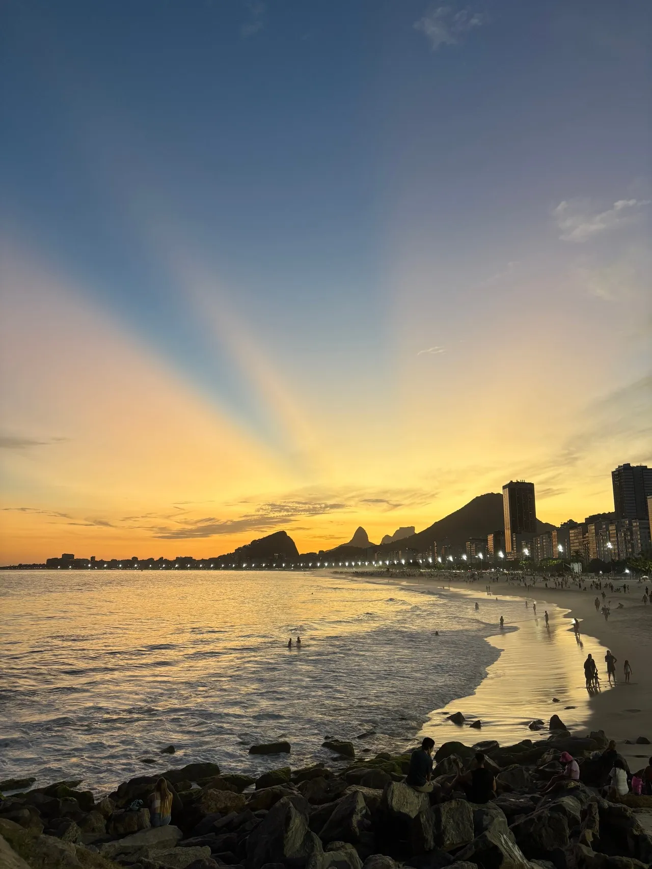 Praia do Leme - Da Quiosque Mureta do Leme, Brazil