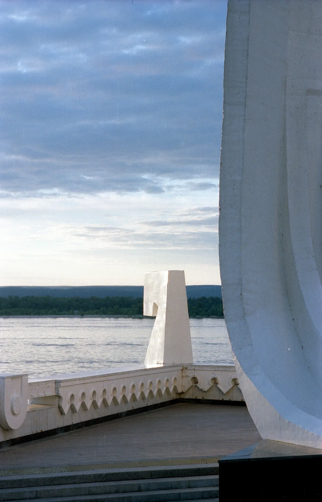Stela Lad'ya - Russia