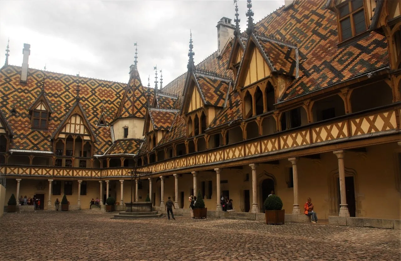 Hôtel-Dieu Museum - Hospices de Beaune - France
