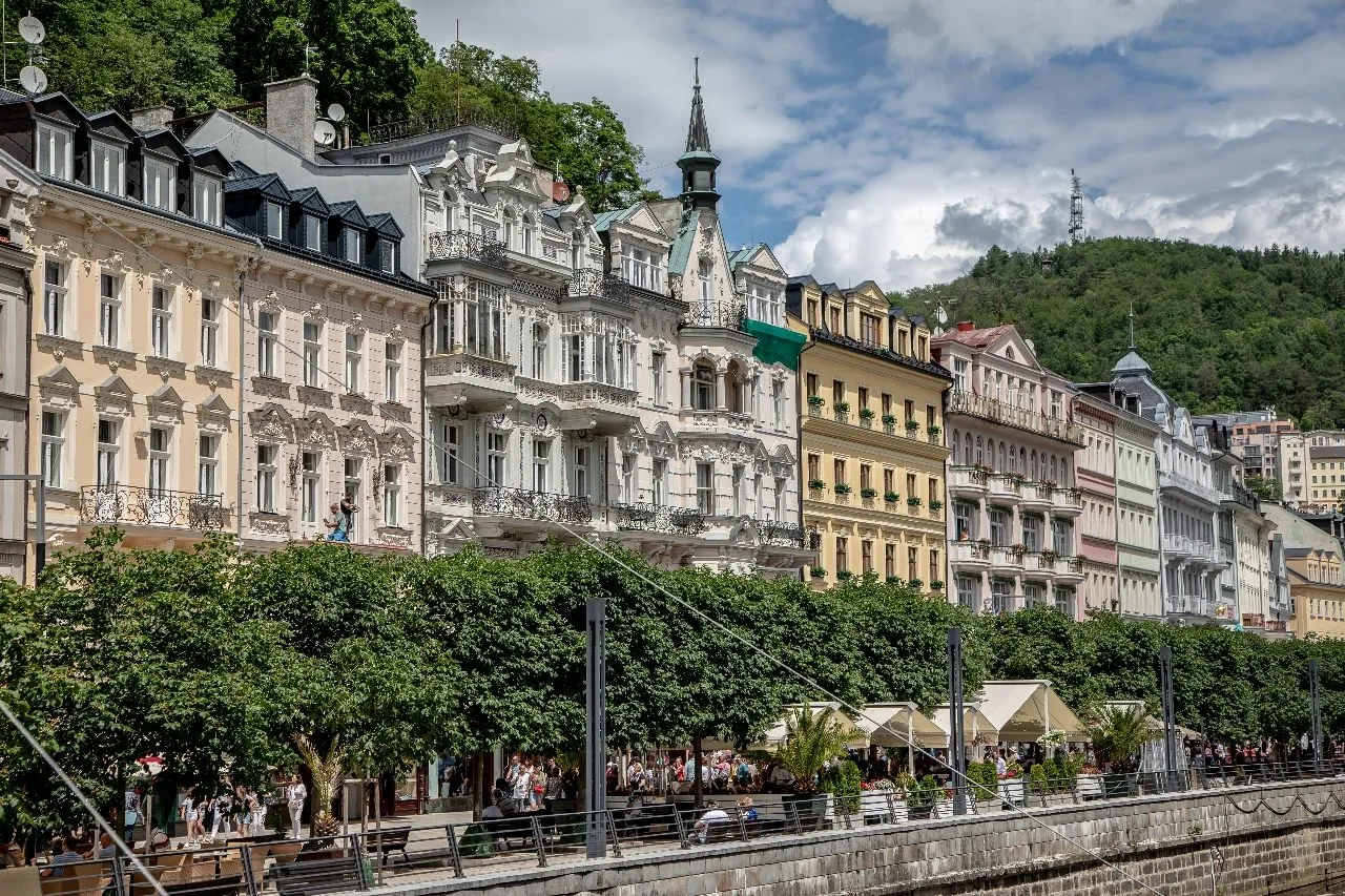 Karlsbad / Karlovy Vary - Da Nová louka, Czechia