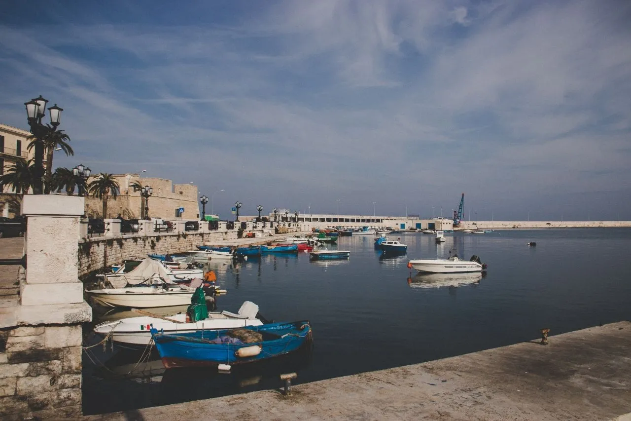 Bari's Port - Von Lungomare Imperatore Augusto, Italy