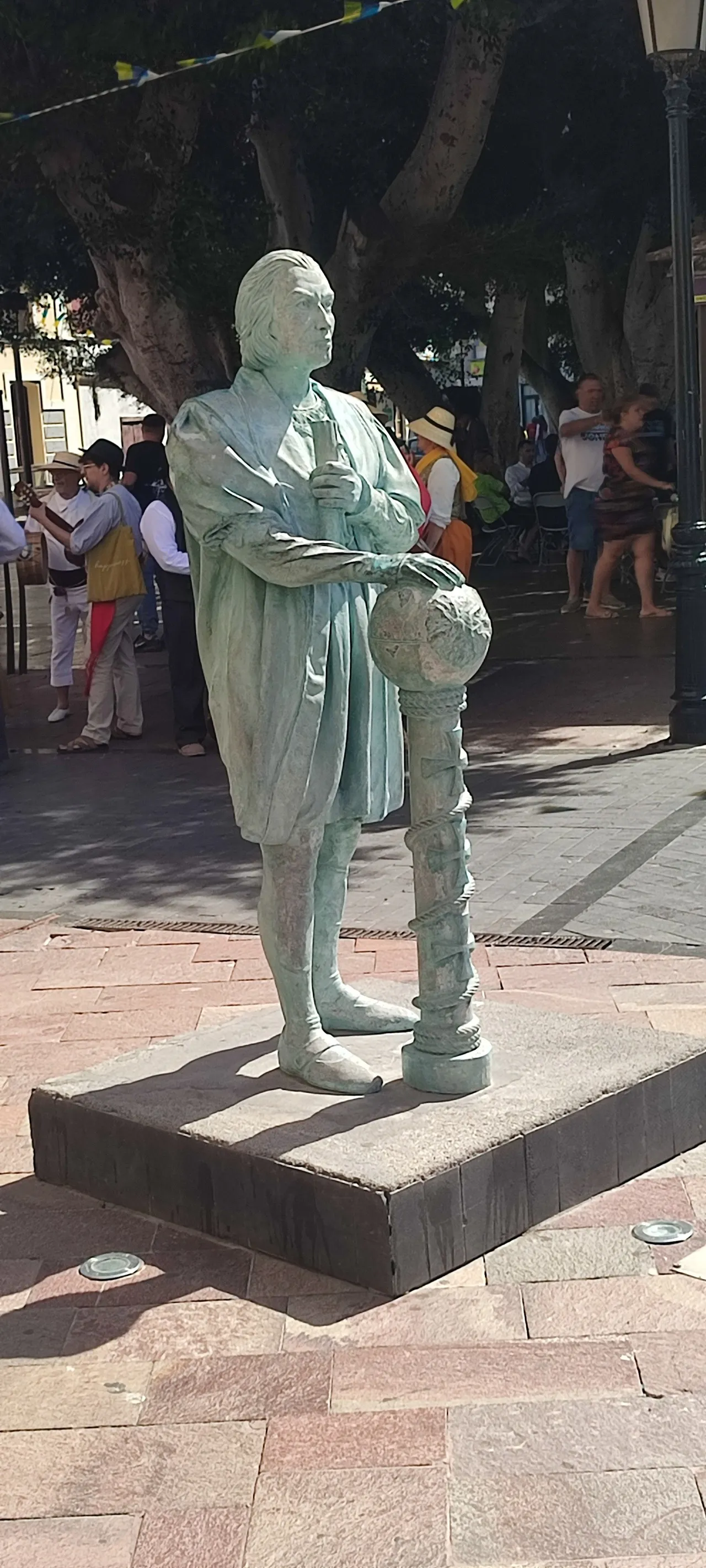 8fac6e1b-0cff-4f44-a943-5e6944ab2476  