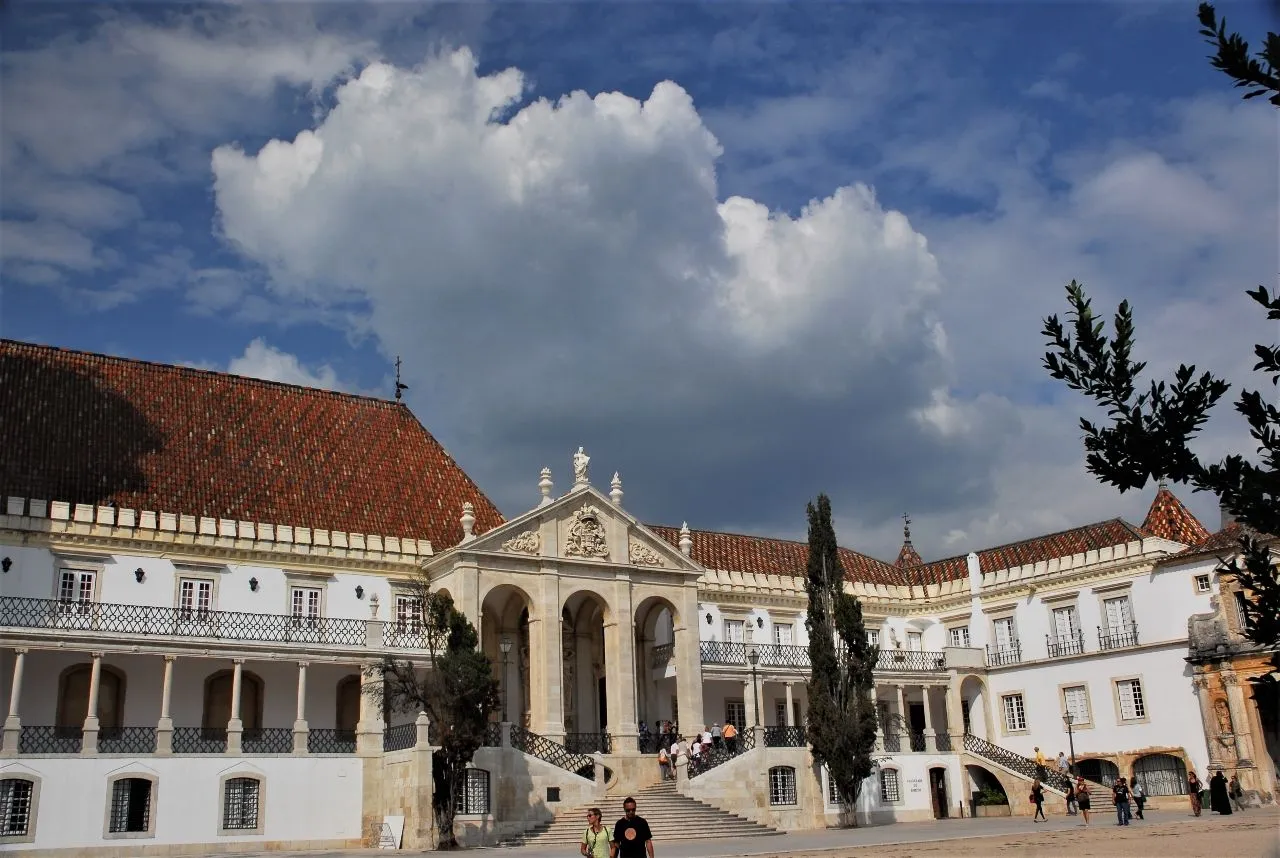 Paço das Escolas - Portugal
