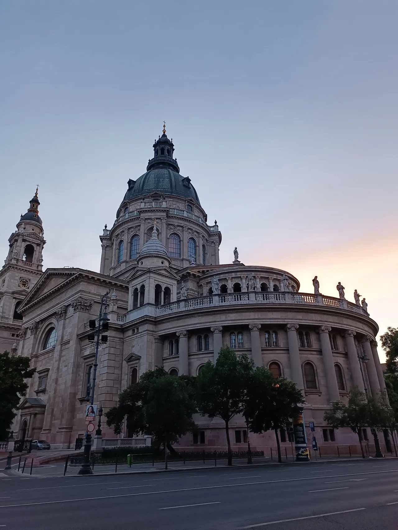 St. Stephen's Basilica - 출발지 East side, Hungary