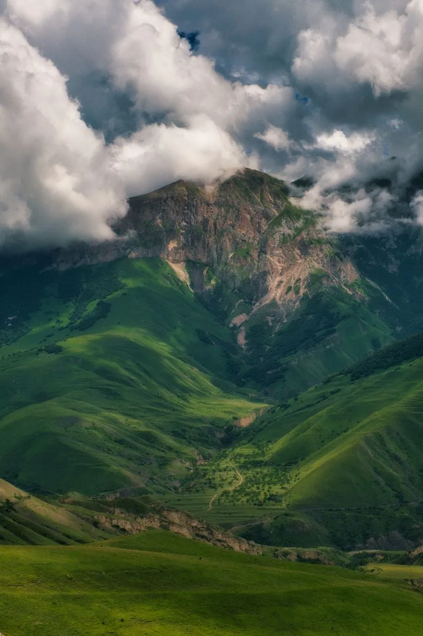Reka Kektash - From Road, Russia