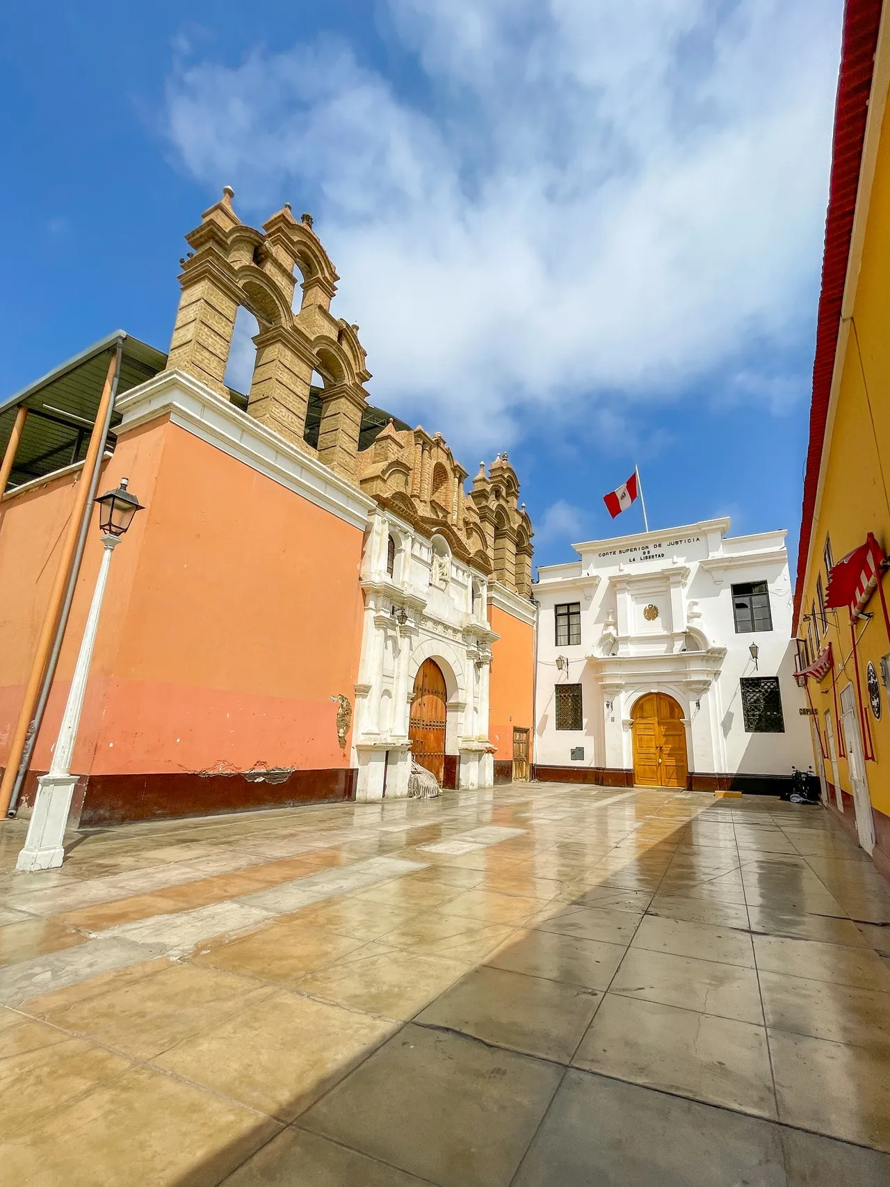 Plazuela La Merced - Peru