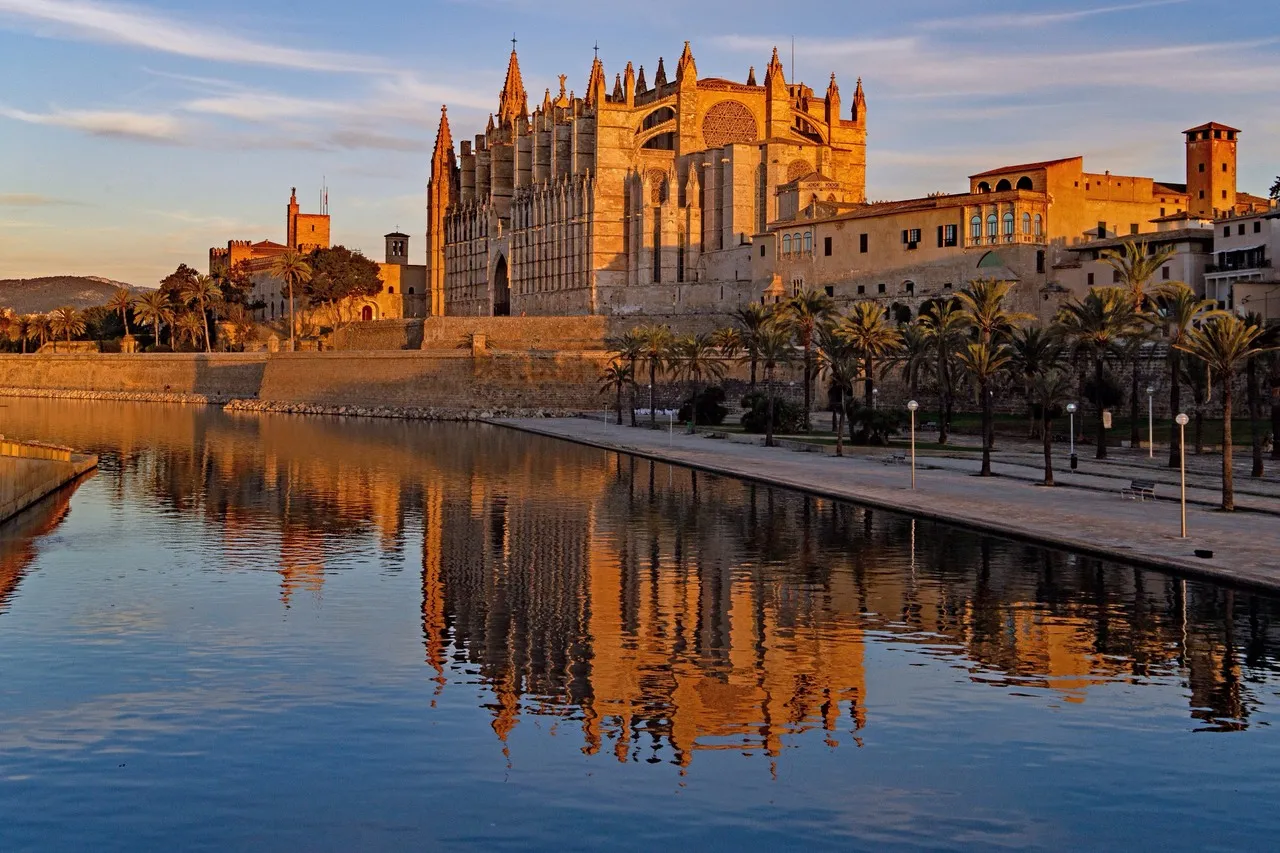 Catedral de Mallorca - Från Parc de la Mar, Spain