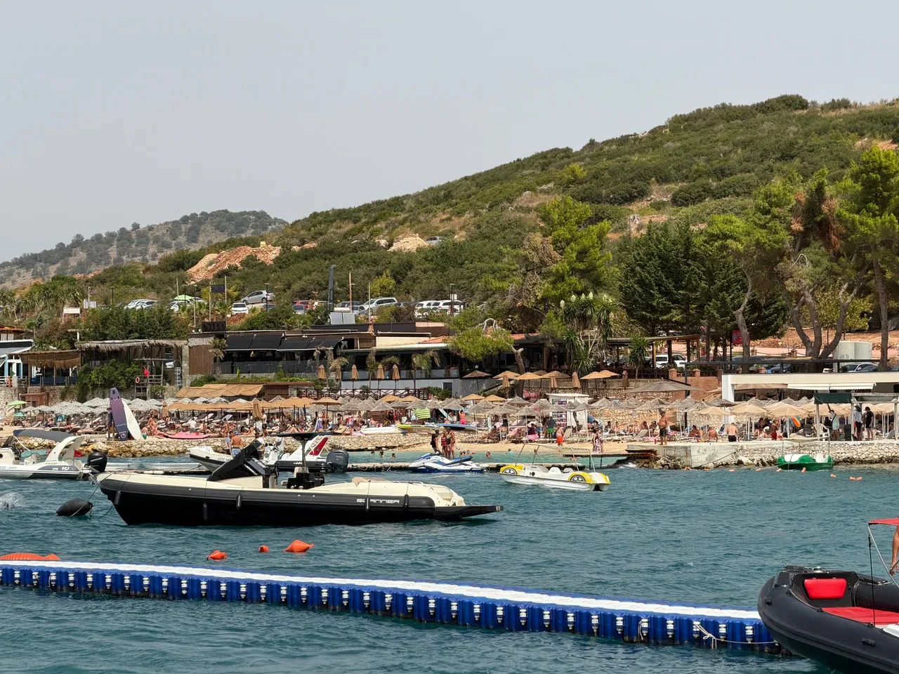 Poda Ksamil - З Boat, Albania
