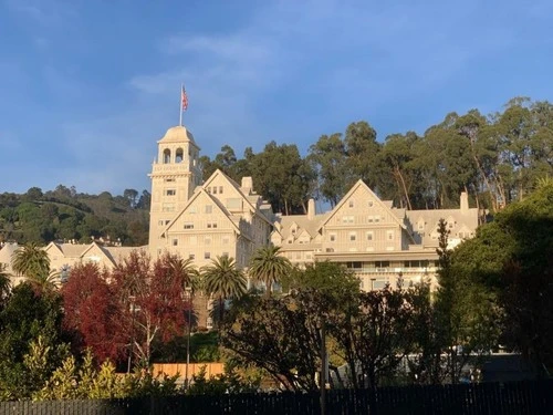 Claremont Hotel - Aus Tunnel Rd & Domingo Ave, United States