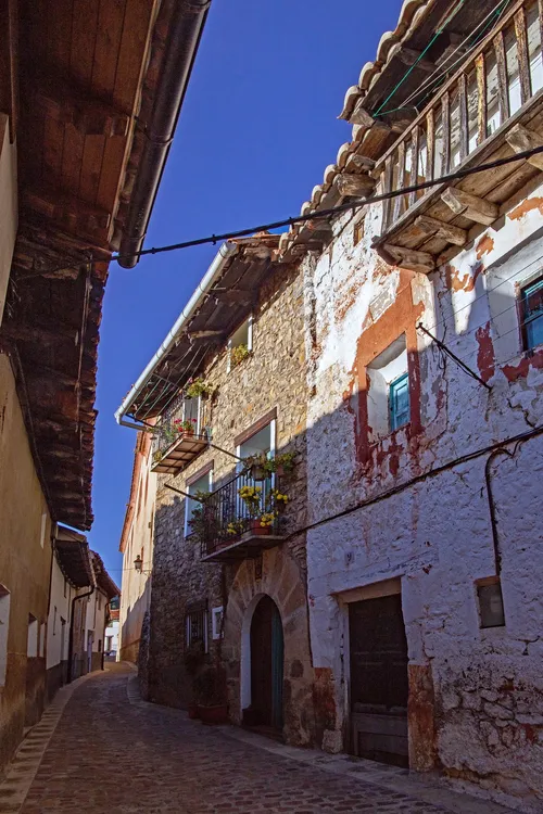 Calles de Linares de Mora - Spain