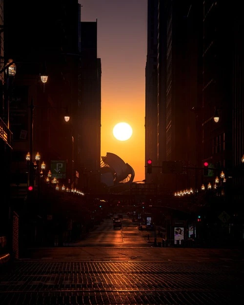 Chicagohenge - Washington St - Jay Pritzker Pavilion - Od Washington St bridge, United States