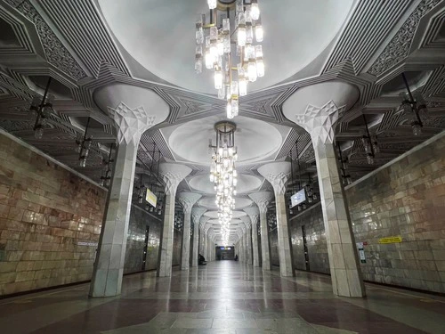 Mustakillik maydoni Tashkent Metro - Uzbekistan