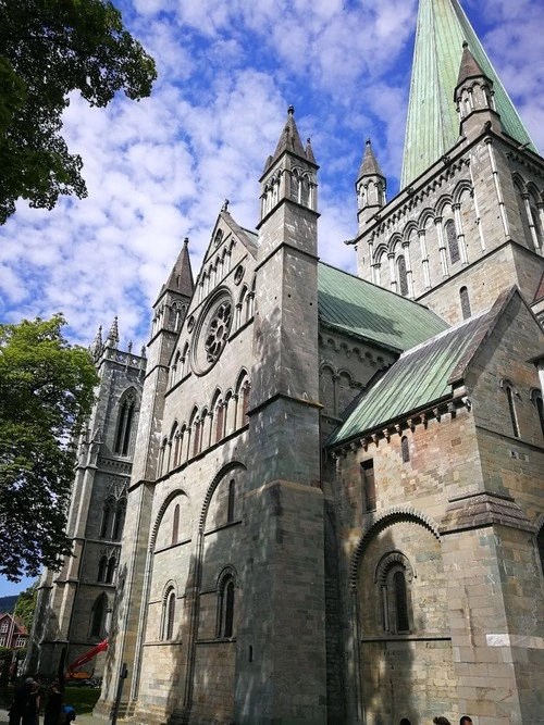 Trondheim Cathedral - Frá Garden, Norway