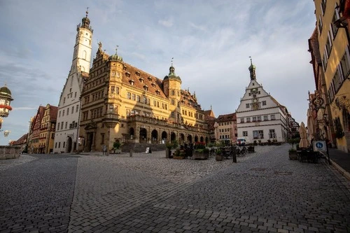 Rathaus und Marktplatz - From Hafengasse, Germany