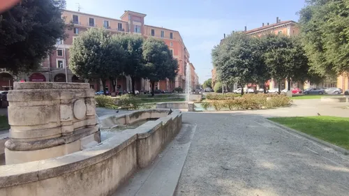 Giardino Piazza dei Martiri Bologna - Italy