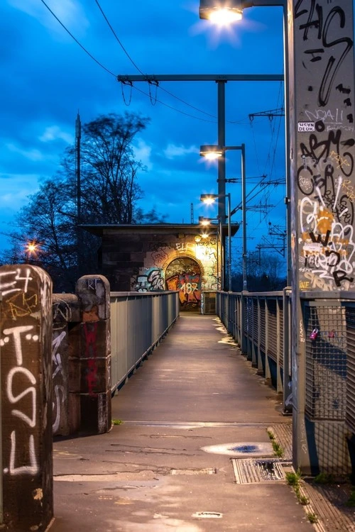 Fußweg Südbrücke Poller Wiesen - Depuis Fußweg, Germany
