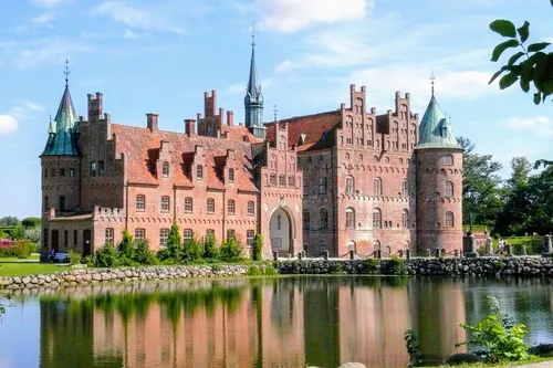 Egeskov Castle - De The Renaissance Garden, Denmark