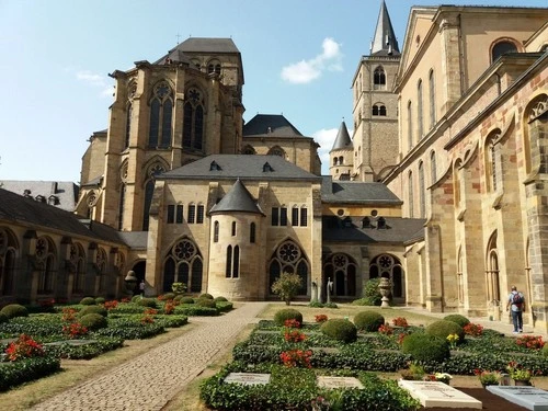 Klostergarten Dom Trier - Depuis Klostergarten, Germany