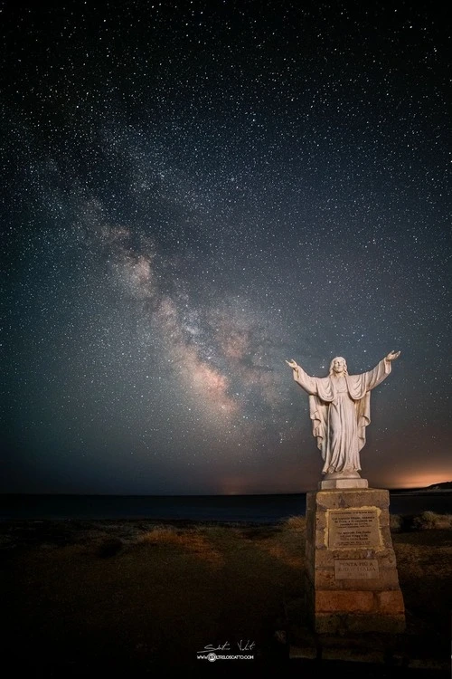 Statua del Cristo Redentore - Frá Front, Italy