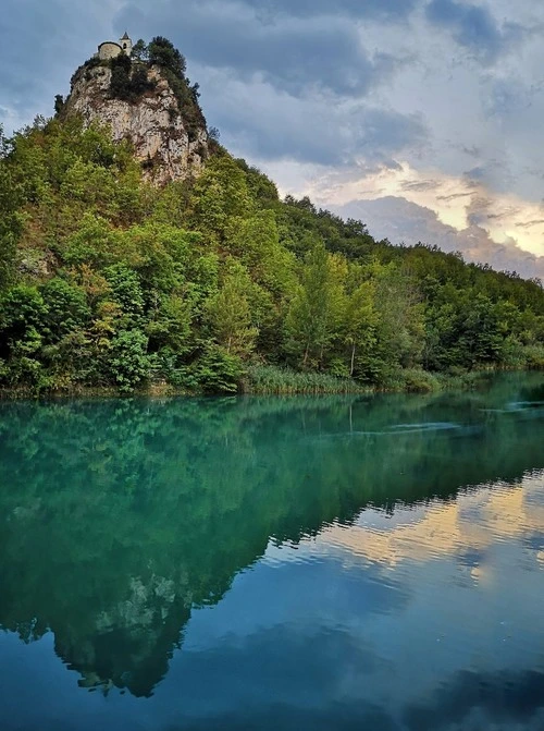Chiesa di San Lorenzo Martire - Desde Lago di Casette, Italy