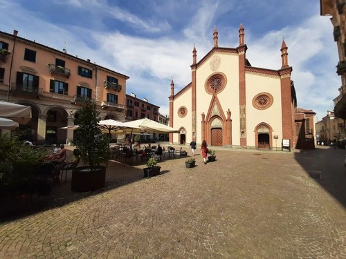 Cathedral of Saint Donatus - از جانب Piazza, Italy
