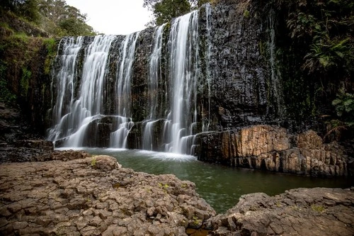 Guide Falls - Aus Riverbank Guide River, Australia
