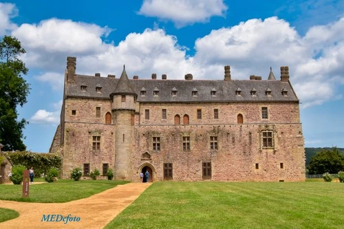 Chateau de la roche Jargu - From Voor het kasteel, France