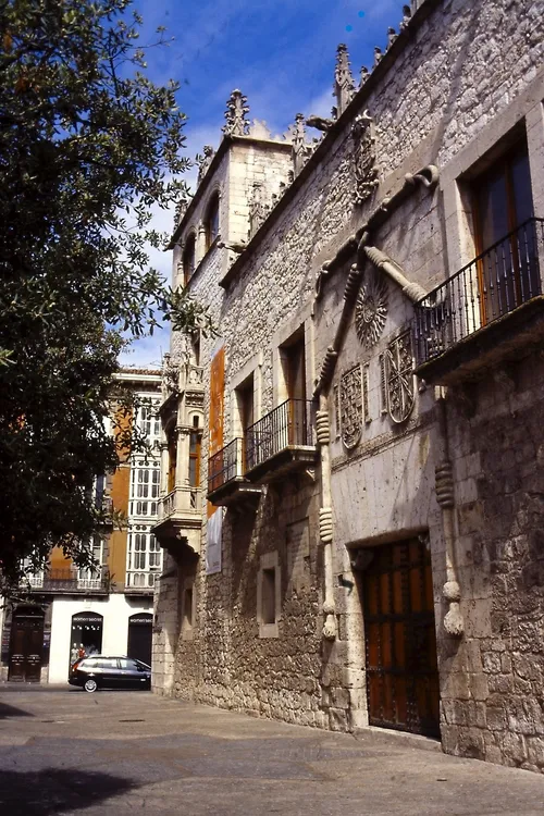 Casa del Cordón - Palacio del Condestable de Castilla - Spain