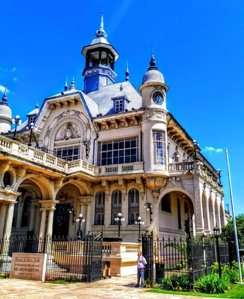 Museo de Arte de Tigre - Aus Backyard, Argentina