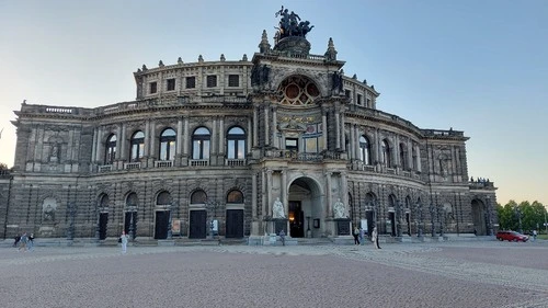 Semperoper Dresden - Aus Theaterplatz, Germany