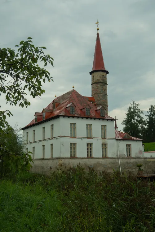 Prioratsky Palace - Kimden Chernoye Ozero, Russia