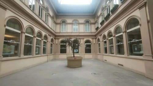 Palazzo Zambeccari - Desde Inside, Italy
