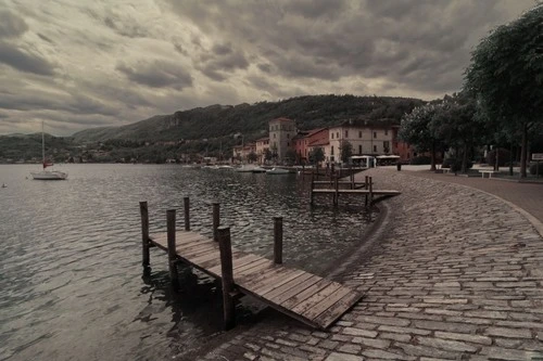Lungolago di Pella - Italy