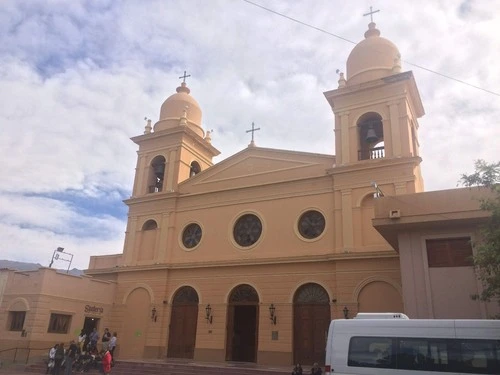Catedral de Cafayate - Depuis Plaza Central, Argentina