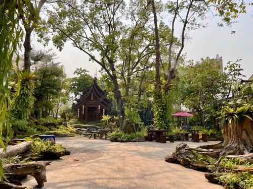 Garden at Anusansunthon School For the Deaf - จาก Hussadhisawee Road, Thailand