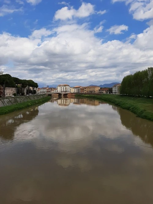 Lungo Arno - Depuis Ponte della Vittoria, Italy