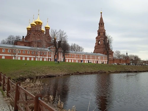 Chernigovskiy Skit - Russia