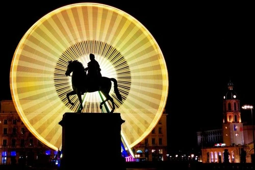 Statue Équestre de Louis XIV - De Place Bellecour, France