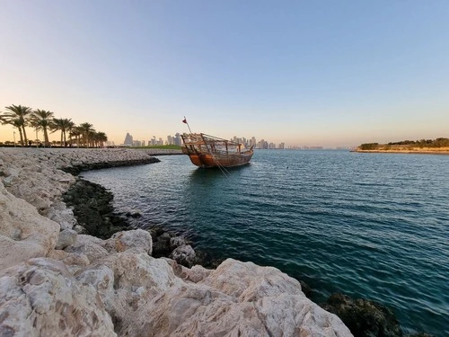 Lonely Boat - Od MIA Park, Qatar