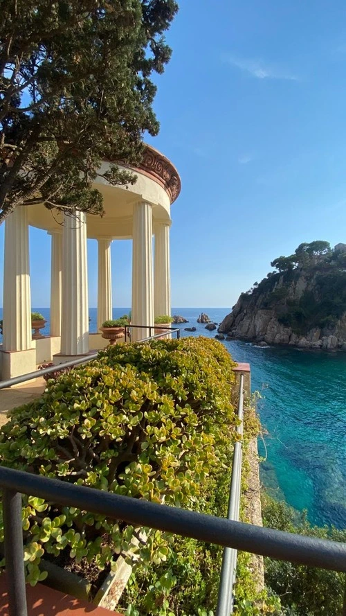 Templet de Linné - Da Jardí botànic mar i murta, Spain