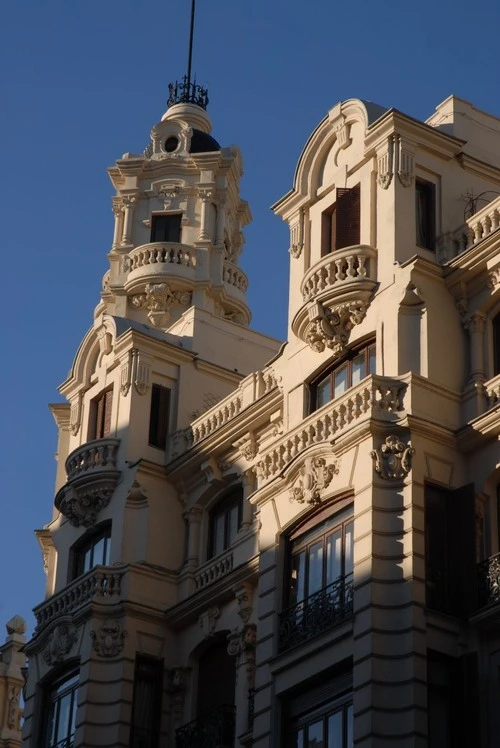 Gran Vía's Building - Desde Calle del Clavel, Spain