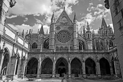 Claustro de la Catedral de León - De Courtyard, Spain